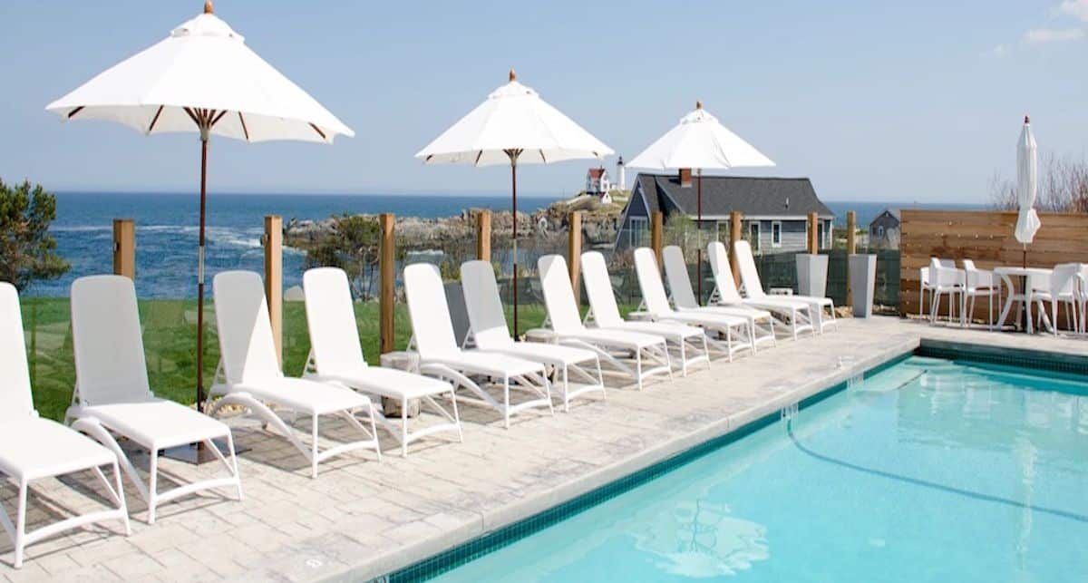 20 Most Passionate Honeymoon Motels in Maine